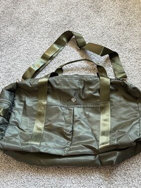 17x13x8 travel backpack 17.3Inch Waterproof Travel Backpack – GOLF QUALITY
